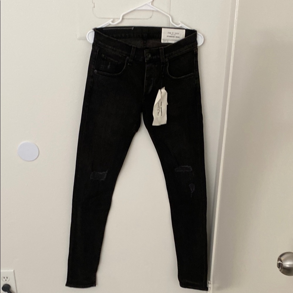 Black Skinny Jeans